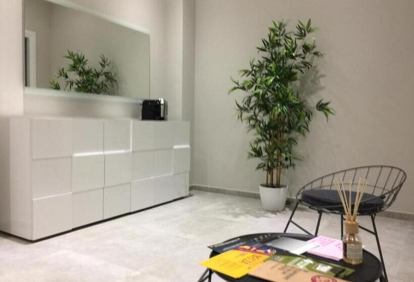 ペンション Turin Central Rooms