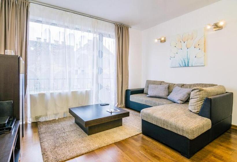 City Gardens Hotel & Wellness