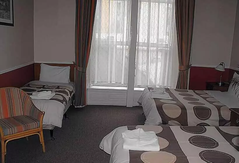 בית מלון כפרי Abbott Lodge