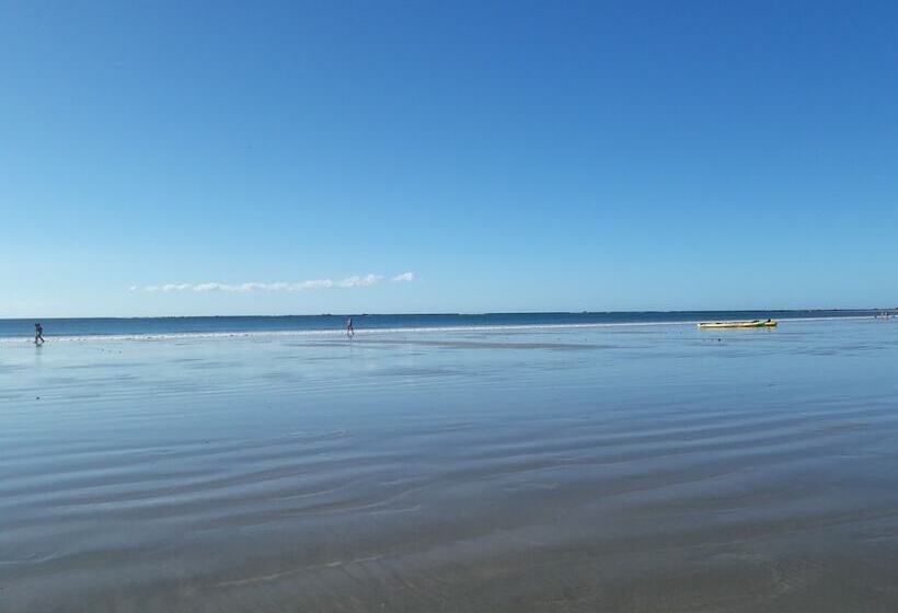 בית מלון כפרי Bellavista Suites By Villas Verdes   Samara Beach