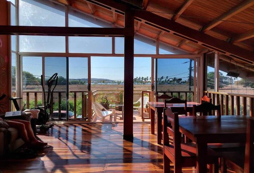 בית מלון כפרי Bellavista Suites By Villas Verdes   Samara Beach