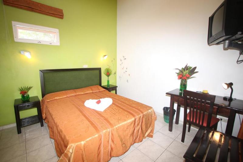 בית מלון כפרי Bellavista Suites By Villas Verdes   Samara Beach