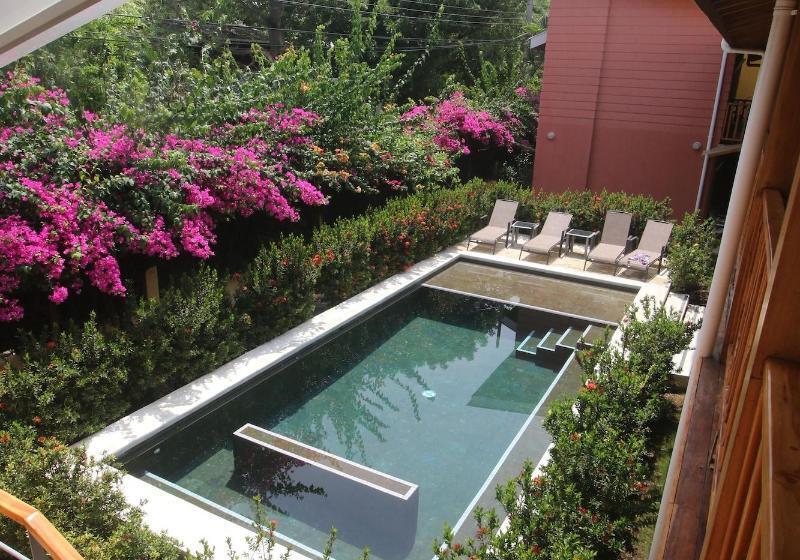 בית מלון כפרי Bellavista Suites By Villas Verdes   Samara Beach