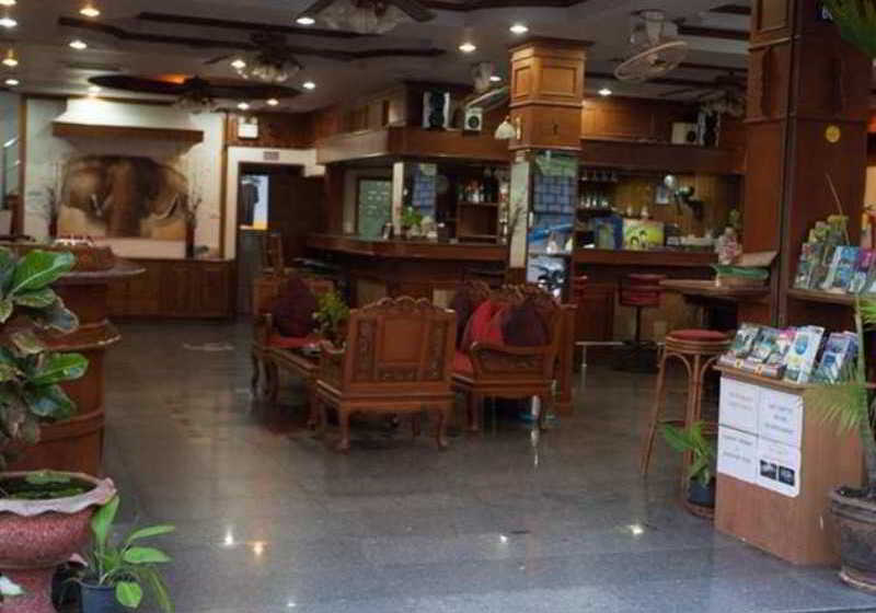 فندق Black Pearl Patong Beach