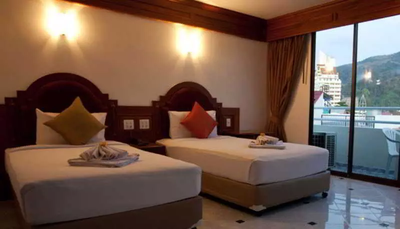 Отель Black Pearl Patong Beach