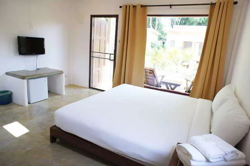 Отель Dacha Resort Phuket