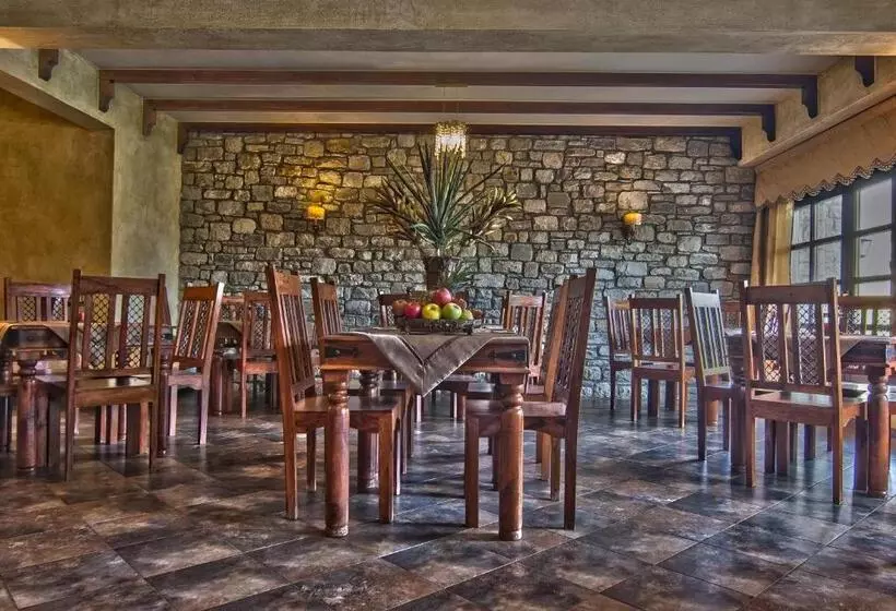 ホテル Doupiani House