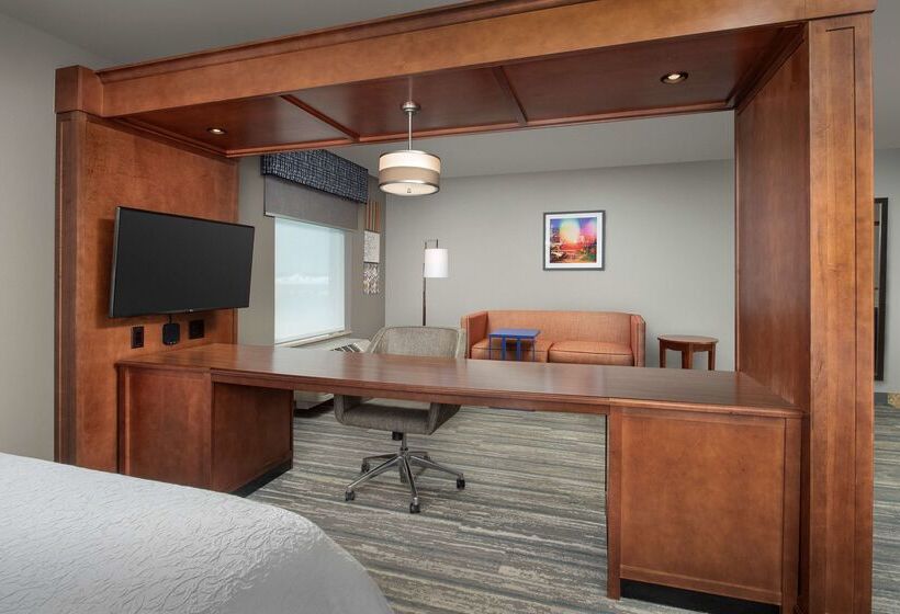 בית מלון כפרי Hampton Inn & Suites Holly Springs