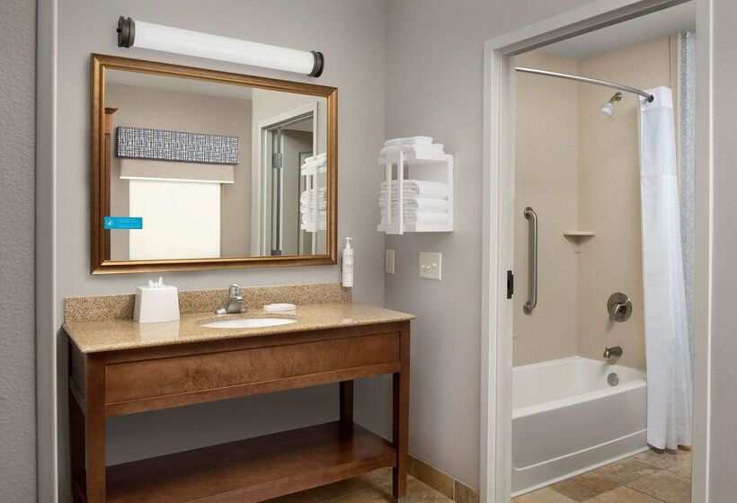 בית מלון כפרי Hampton Inn & Suites Holly Springs