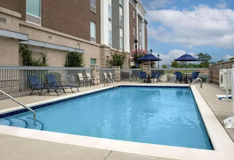 Hotelli Hampton Inn & Suites Holly Springs