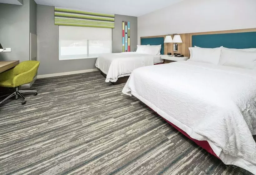 호텔 Hampton Inn Wilson Downtown