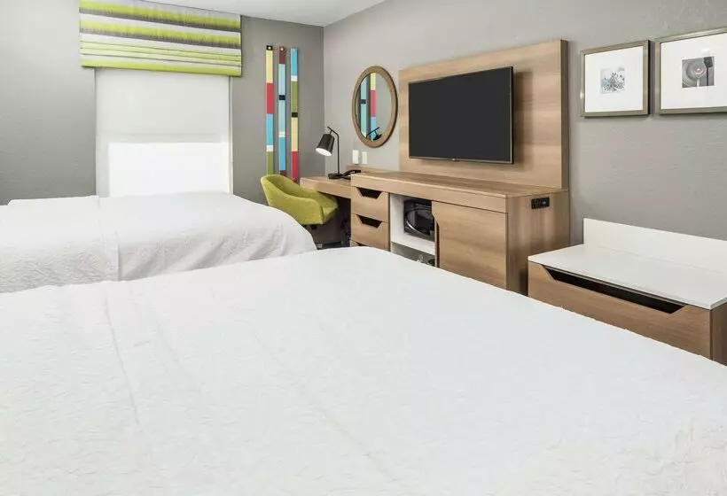 호텔 Hampton Inn Wilson Downtown