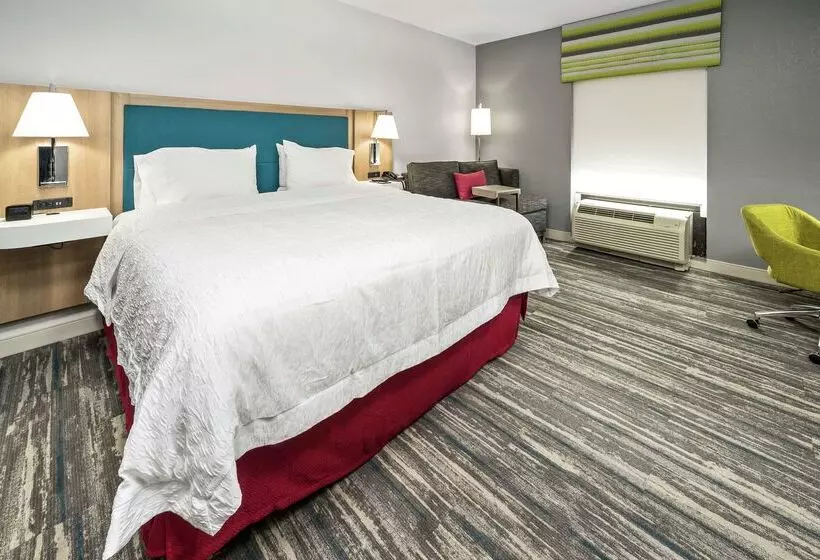 호텔 Hampton Inn Wilson Downtown