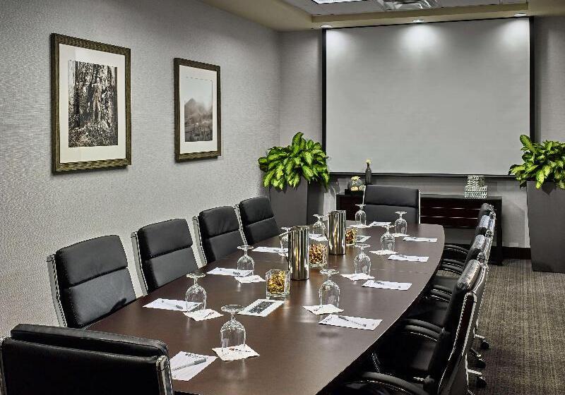 בית מלון כפרי Hilton Garden Inn Gatlinburg