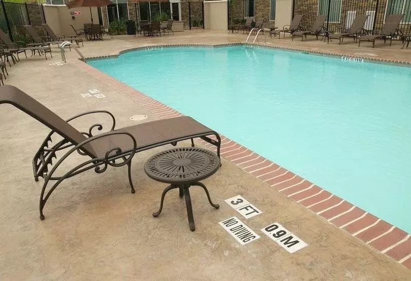 호텔 Hilton Garden Inn New Braunfels