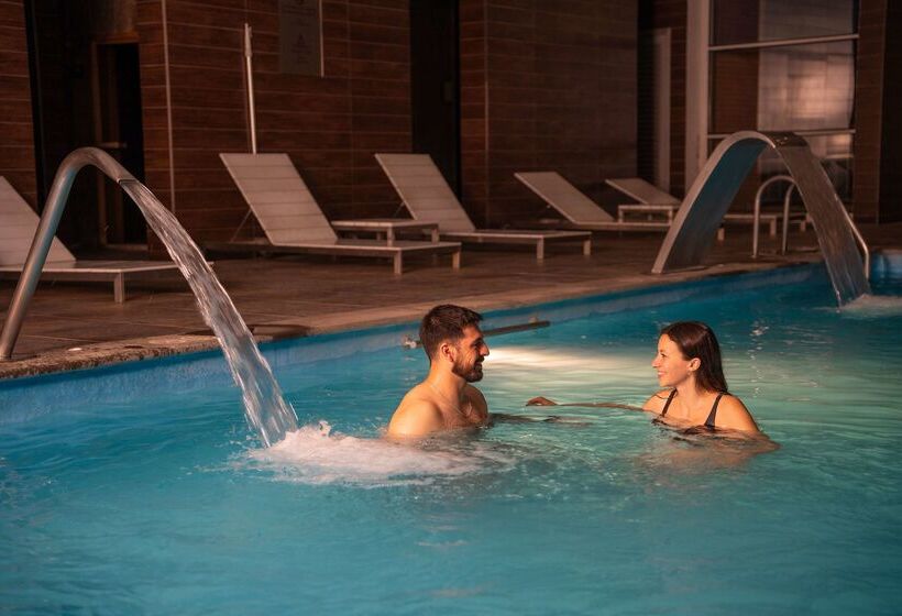 فندق Hilton Garden Inn Santiago Airport