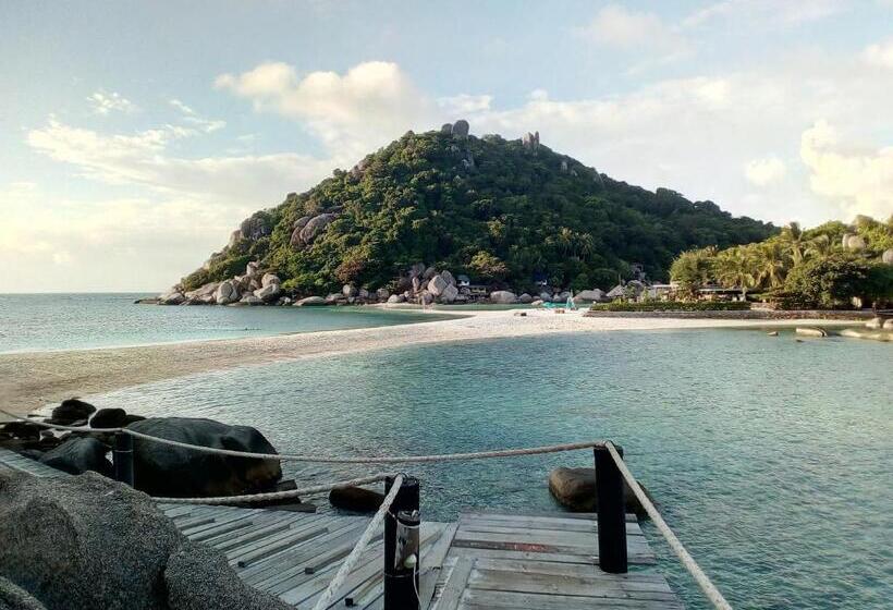 בית מלון כפרי Nangyuan Island Dive Resort