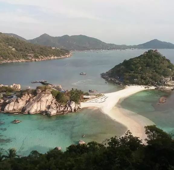 בית מלון כפרי Nangyuan Island Dive Resort