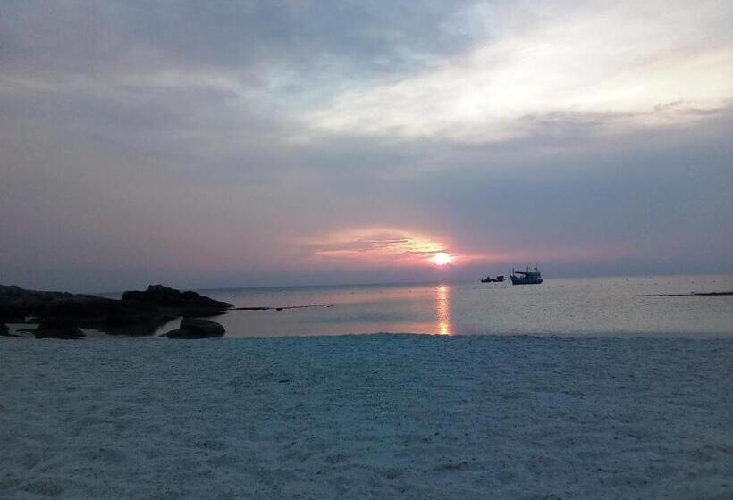 בית מלון כפרי Nangyuan Island Dive Resort