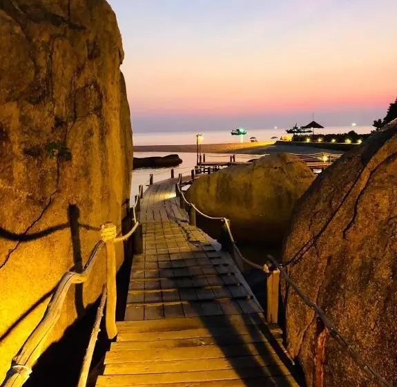 בית מלון כפרי Nangyuan Island Dive Resort