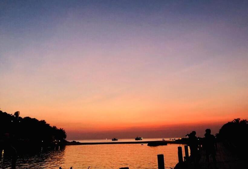 בית מלון כפרי Nangyuan Island Dive Resort