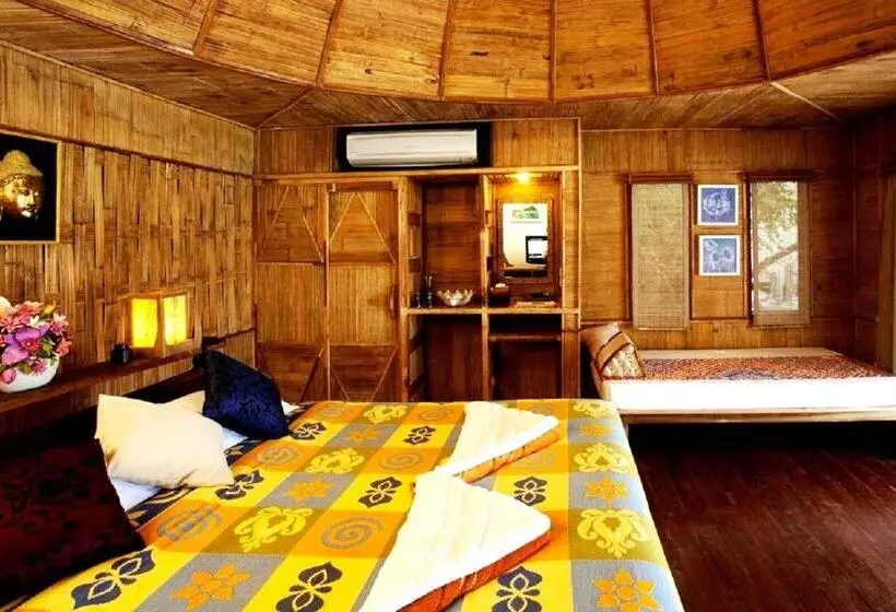 בית מלון כפרי Nangyuan Island Dive Resort