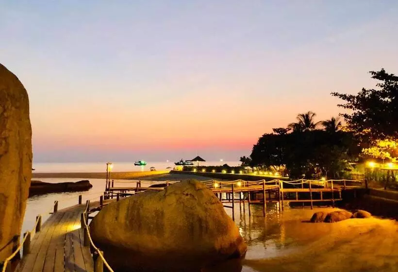 בית מלון כפרי Nangyuan Island Dive Resort