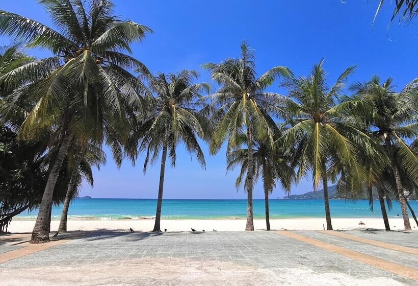 ホテル Patong Princess