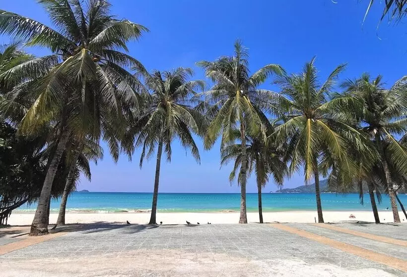 ホテル Patong Princess