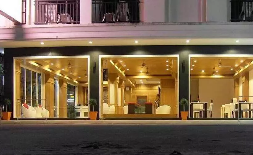 ホテル Patong Princess