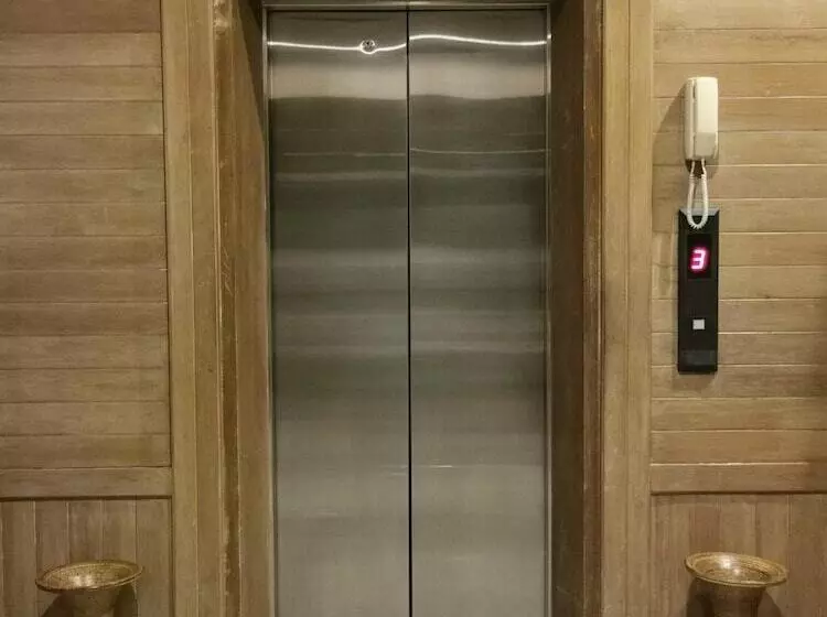 ホテル Patong Princess