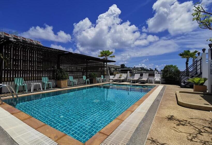 ホテル Patong Princess