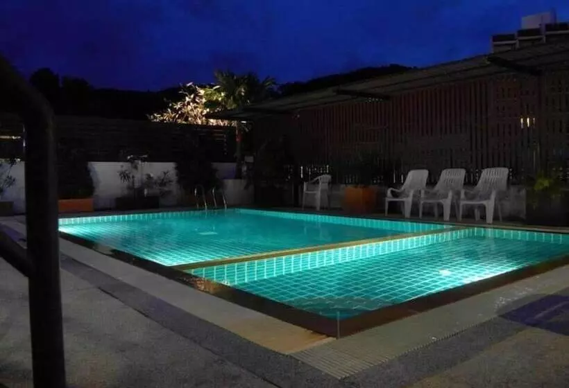 ホテル Patong Princess