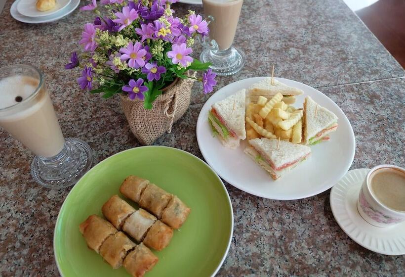 Отель Priew Wan Guesthouse