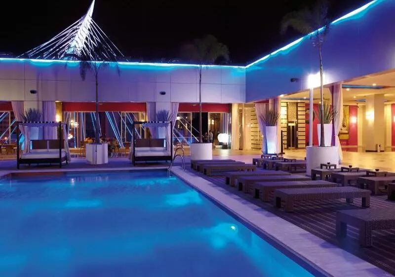 Hotel Riu Plaza Guadalajara