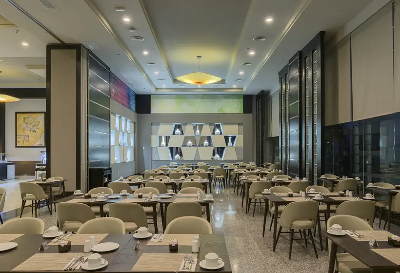 Hotel Riu Plaza Guadalajara