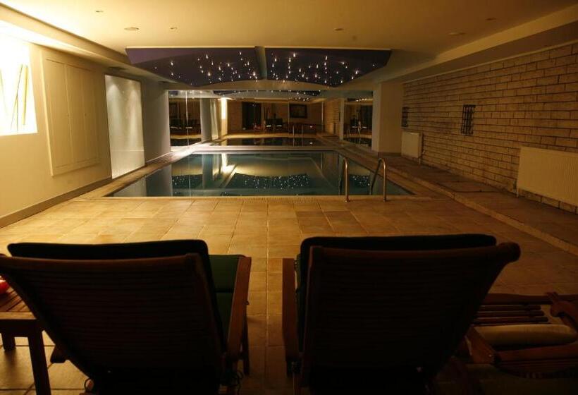 هتل Samm Bistro Spa