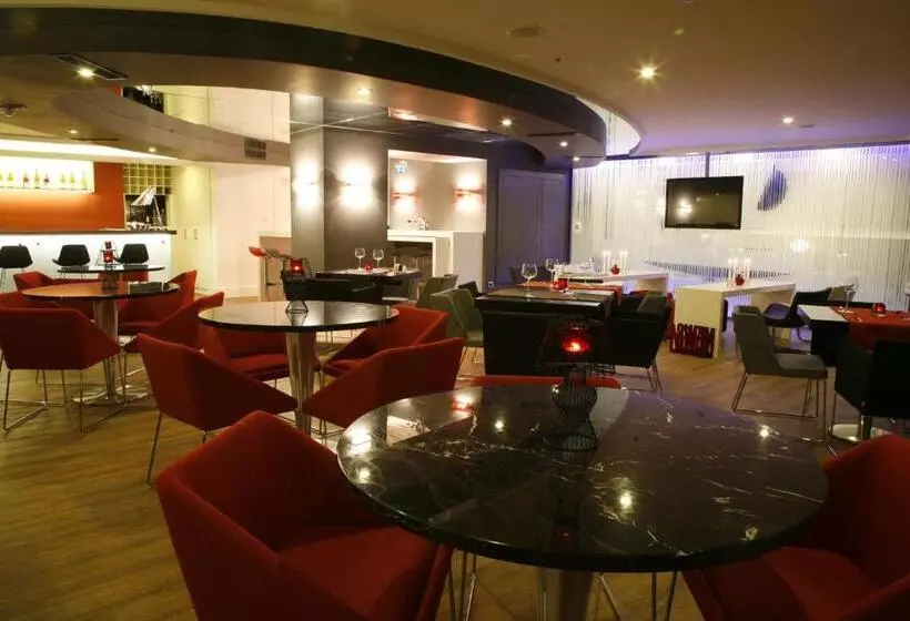 هتل Samm Bistro Spa