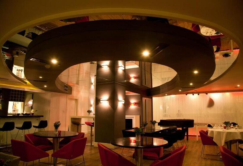 هتل Samm Bistro Spa