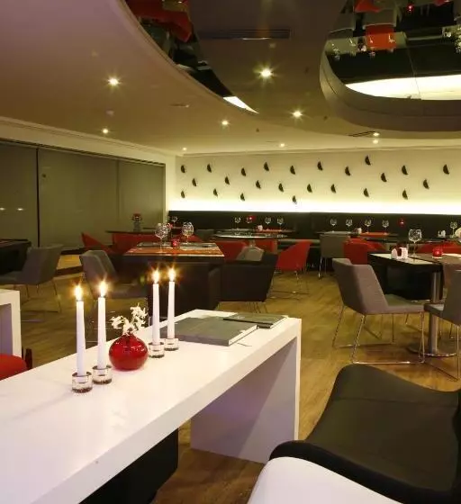 هتل Samm Bistro Spa