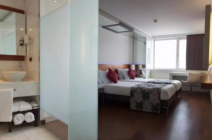 هتل Samm Bistro Spa