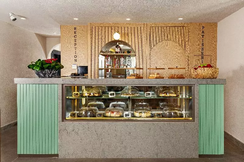 هتل Sherwood Premio