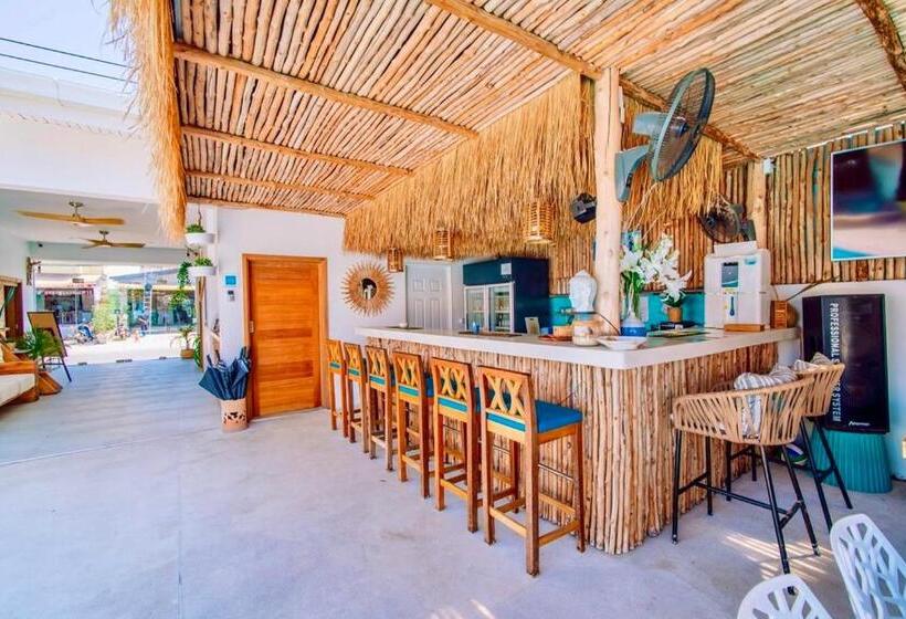 هتل So Kohkoon Beach Resort