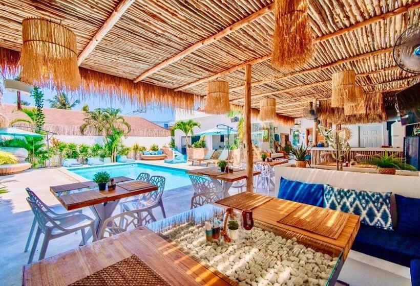 هتل So Kohkoon Beach Resort