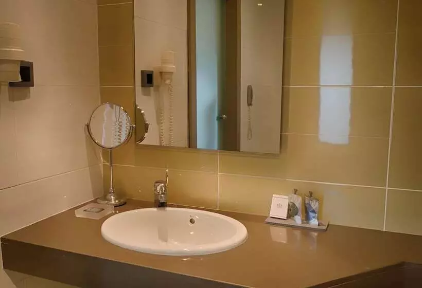 酒店 Thessalikon Grand