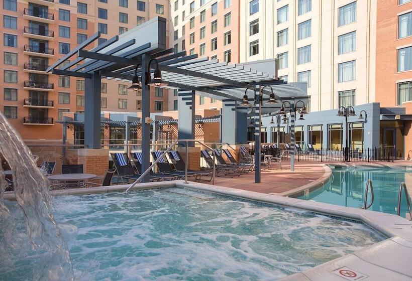 منتجع Club Wyndham National Harbor