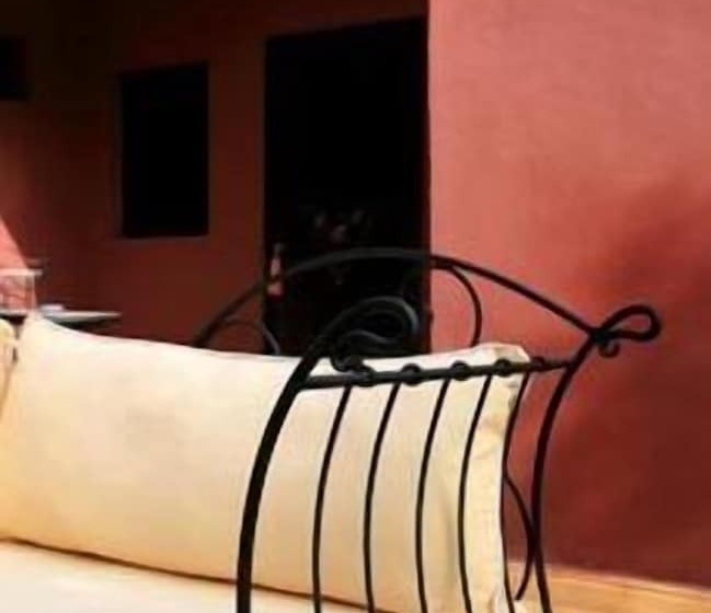 ריאדים Dar Abdelkarim