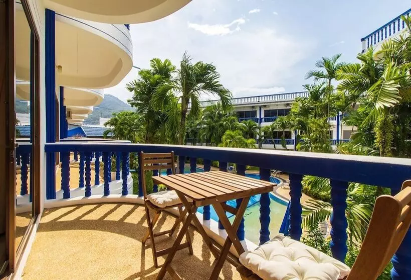 The Club Residence By Alexanders