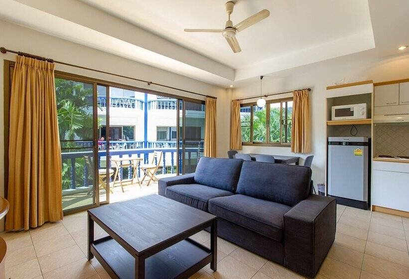 The Club Residence By Alexanders