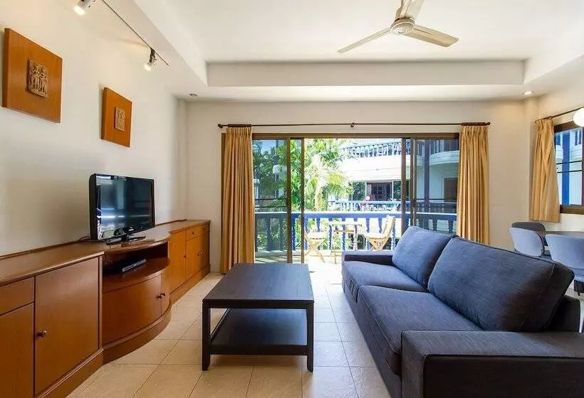 The Club Residence By Alexanders